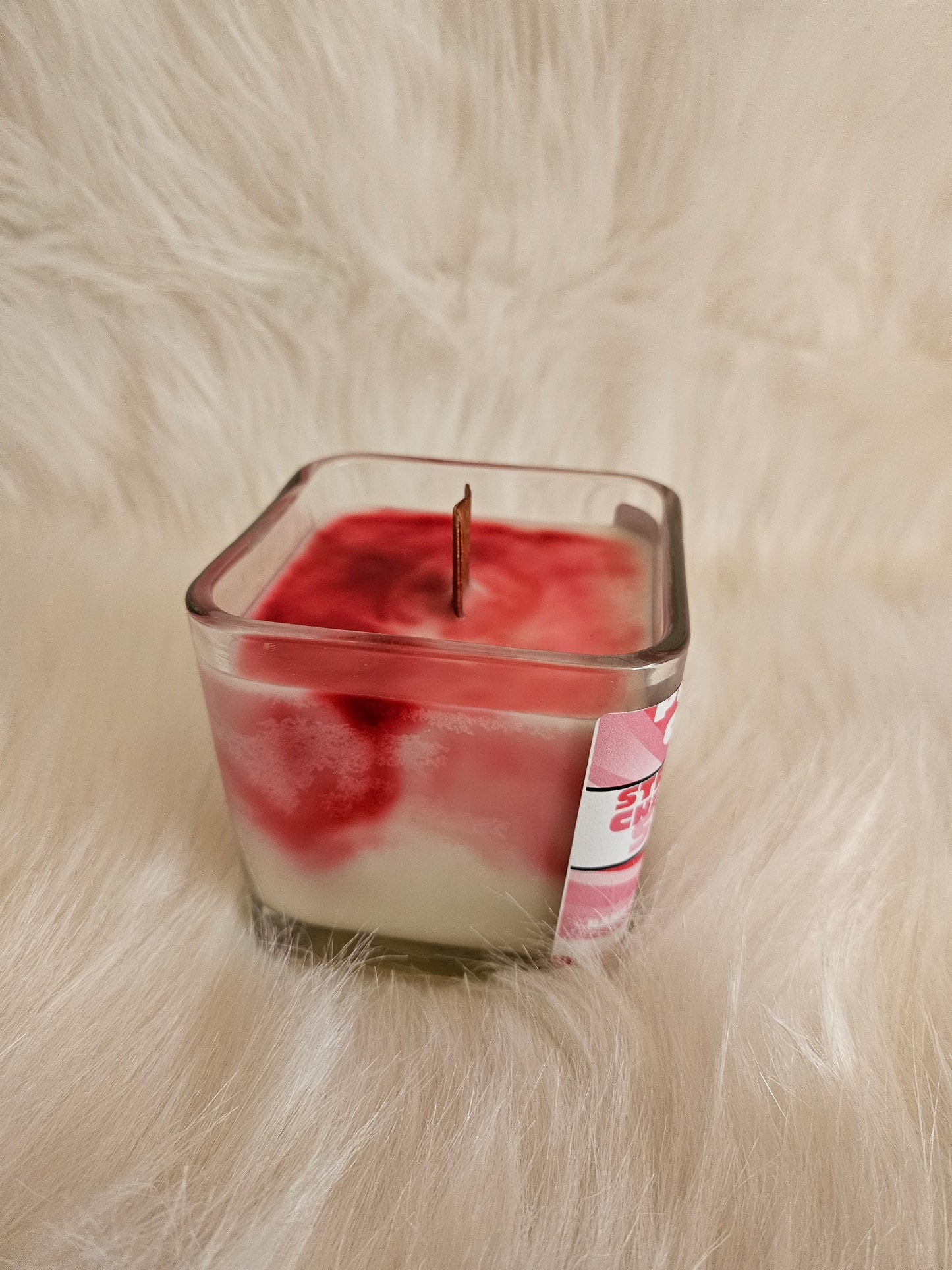 Poppen Candles Strawberry Cheesecake Swirl 10oz
